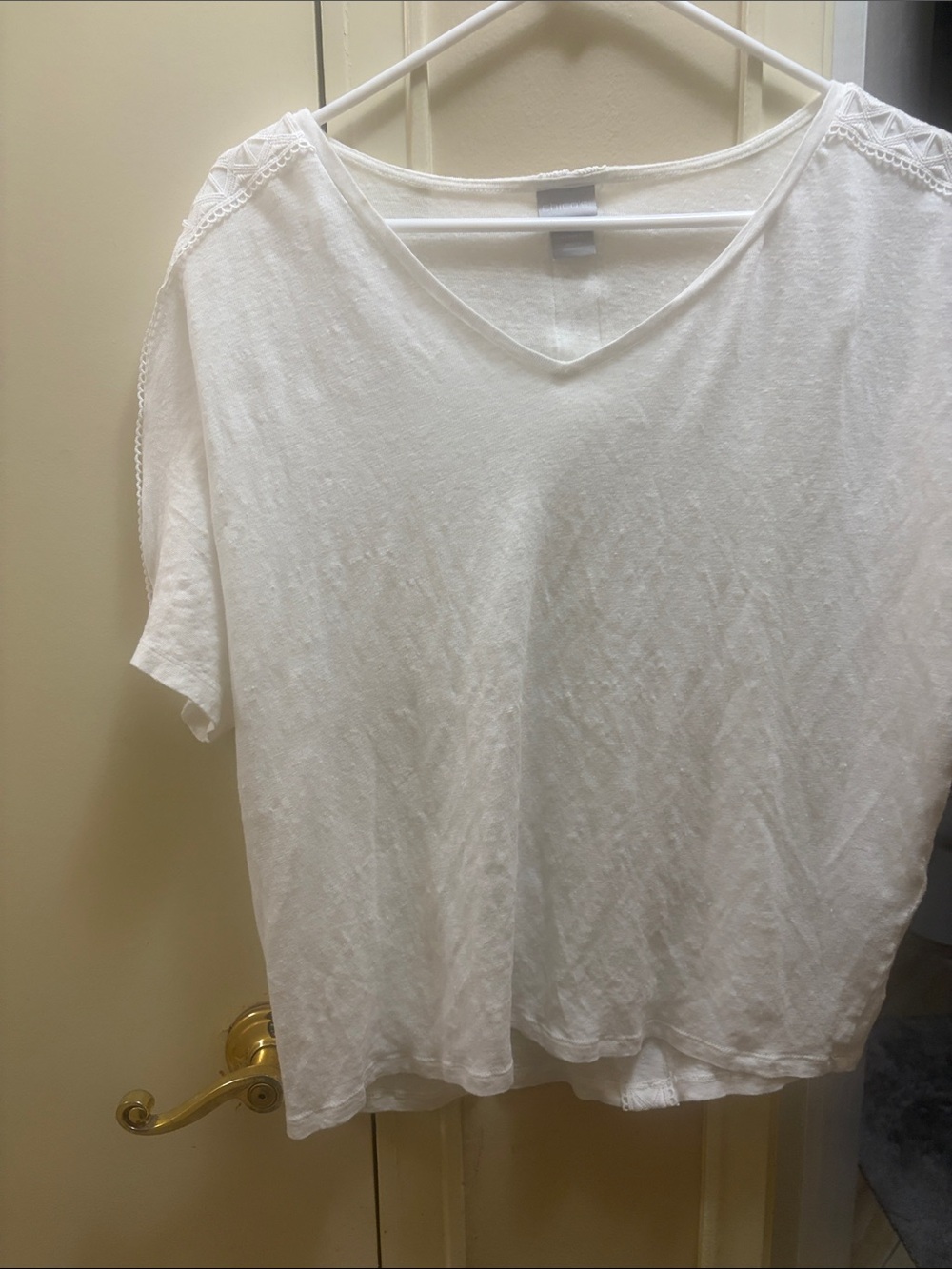 Chico's White V-Neck Short Sleeve Top with lace